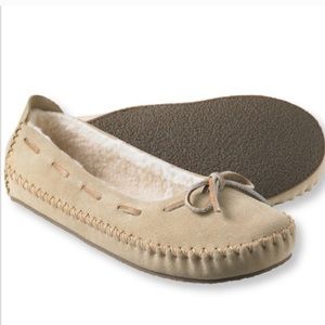 HP {L.L. Bean} Sheepskin Lined Moccasins Warm Cozy Womens size 5